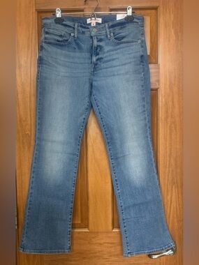 Lucky Brand Sweet Mid Rise Boot-Cut Jeans light wash NWT size 10